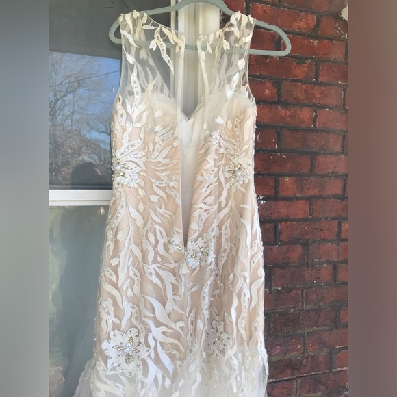 Gorgeous White Mermaid Gown - Picture 8 of 8